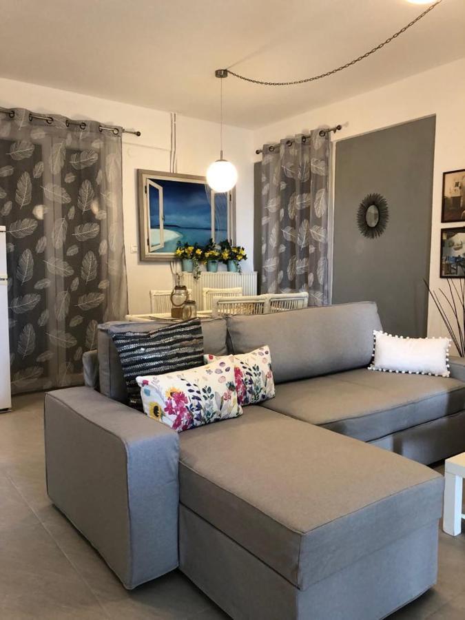Sofia'S Pearl Beachfront Maisonette Nea Kallikrateia Екстер'єр фото